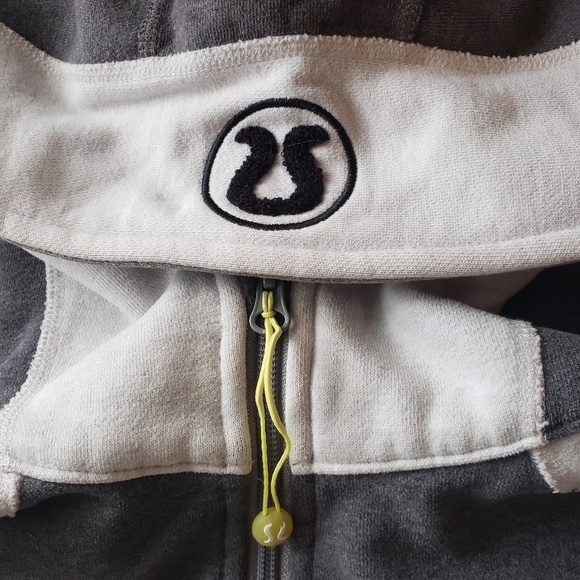 Lululemon athletica Scuba Hoodie - Picture 5 of 8